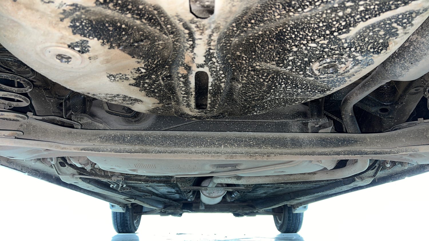 Used 2017 Maruti Suzuki Baleno Delta 1.2 Petrol Manual extra REAR UNDERBODY VIEW (TAKEN FROM REAR)