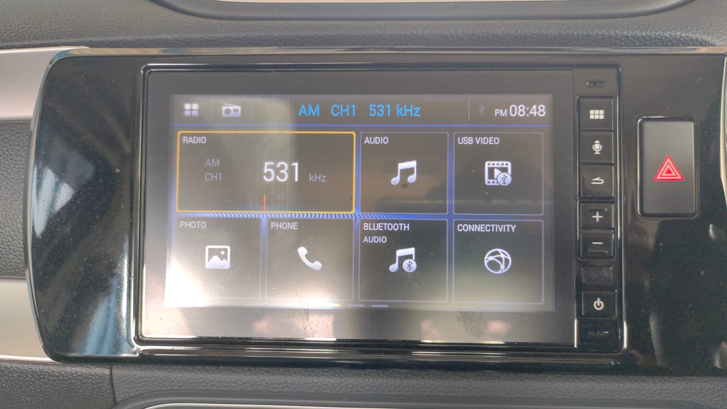 Used 2022 Honda Amaze VX CVT 1.2 Petrol Petrol Automatic top_features Touch screen infotainment system