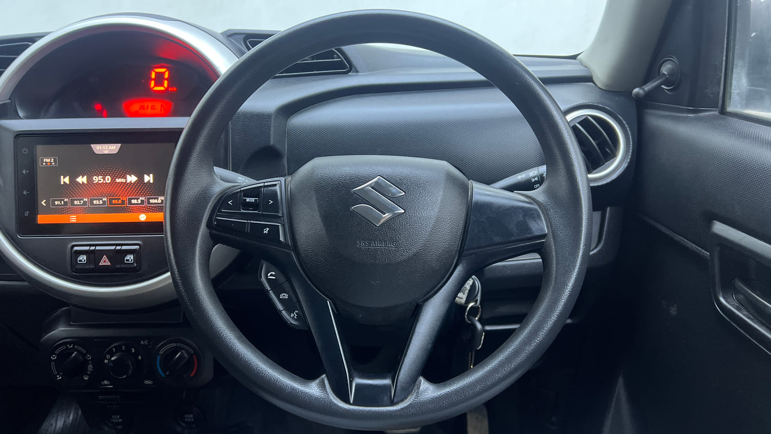 Used 2020 Maruti Suzuki S-Presso VXi Plus AMT Petrol Automatic interior STEERING VIEW