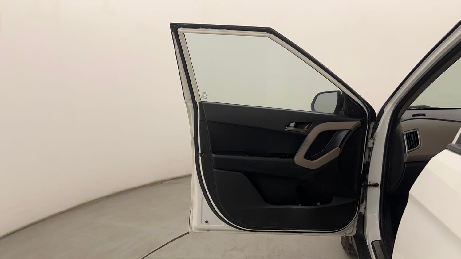 Used 2016 Hyundai Creta 1.6 SX Plus AT Diesel Automatic interior LEFT FRONT DOOR OPEN VIEW