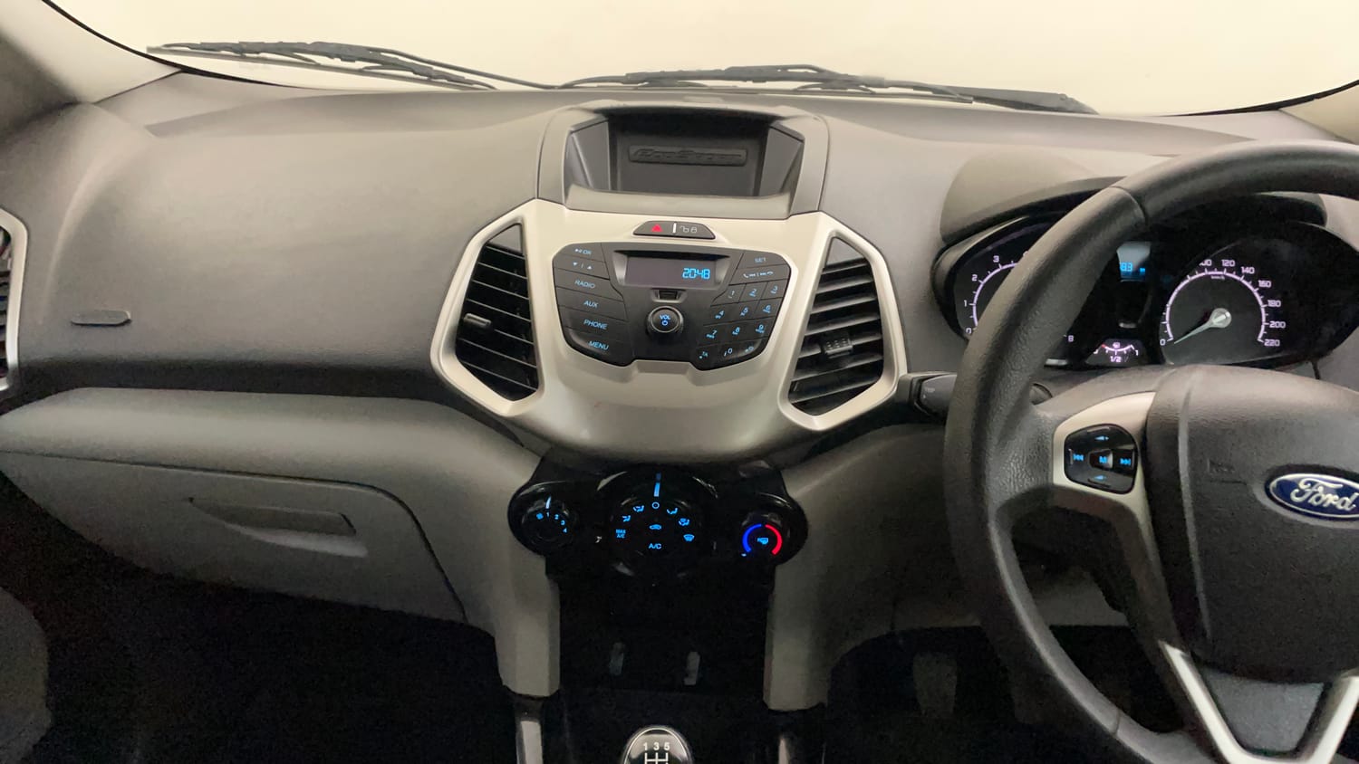 Used 2015 Ford EcoSport Trend 1.5 Ti-VCT Petrol Manual interior MUSIC SYSTEM & AC CONTROL VIEW