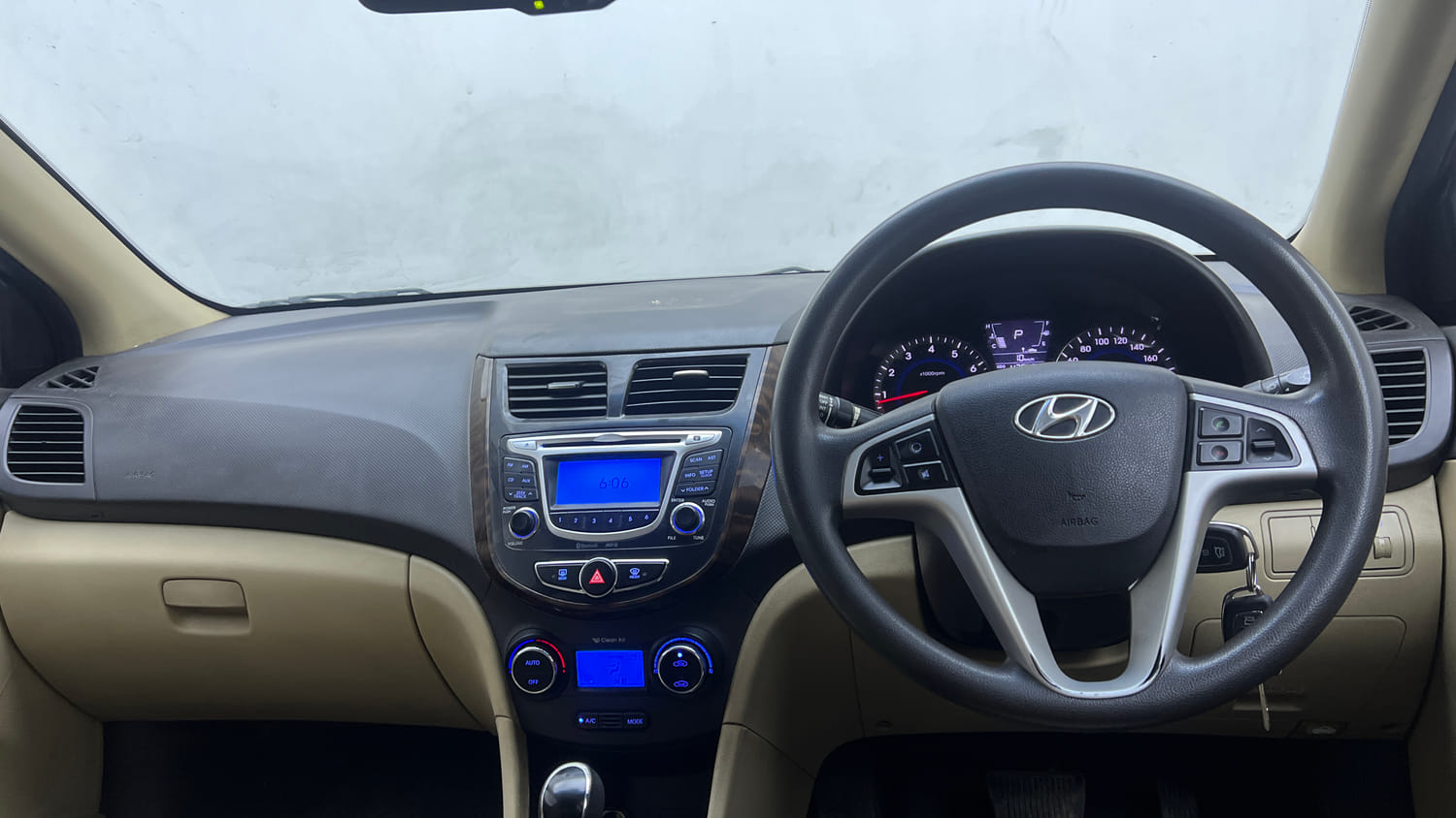 Used 2014 Hyundai Verna Fluidic 1.6 VTVT SX AT Petrol Automatic interior DASHBOARD VIEW
