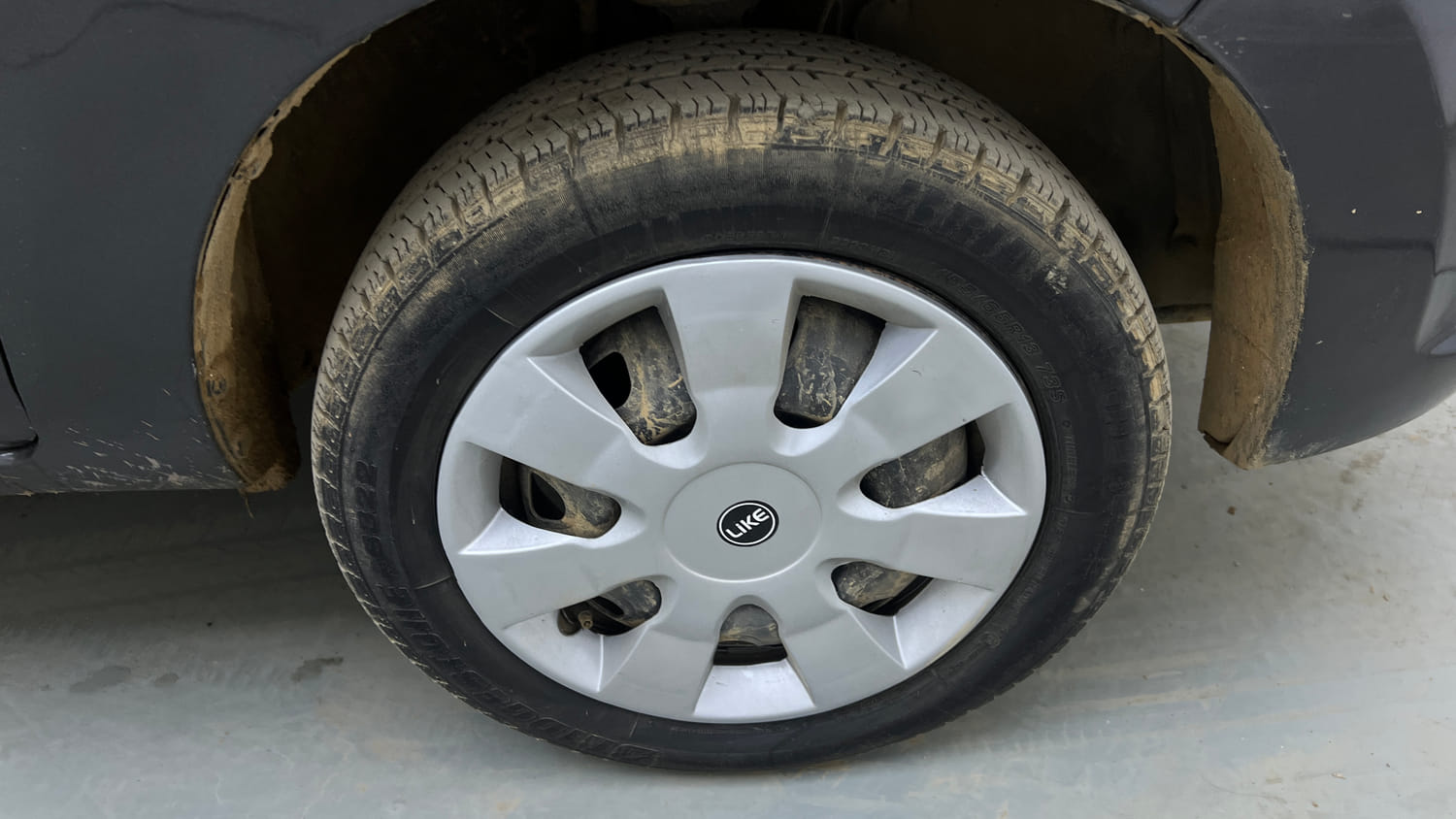 Used 2020 Maruti Suzuki Alto K10 VXi AMT Petrol Automatic tyres RIGHT FRONT TYRE RIM VIEW