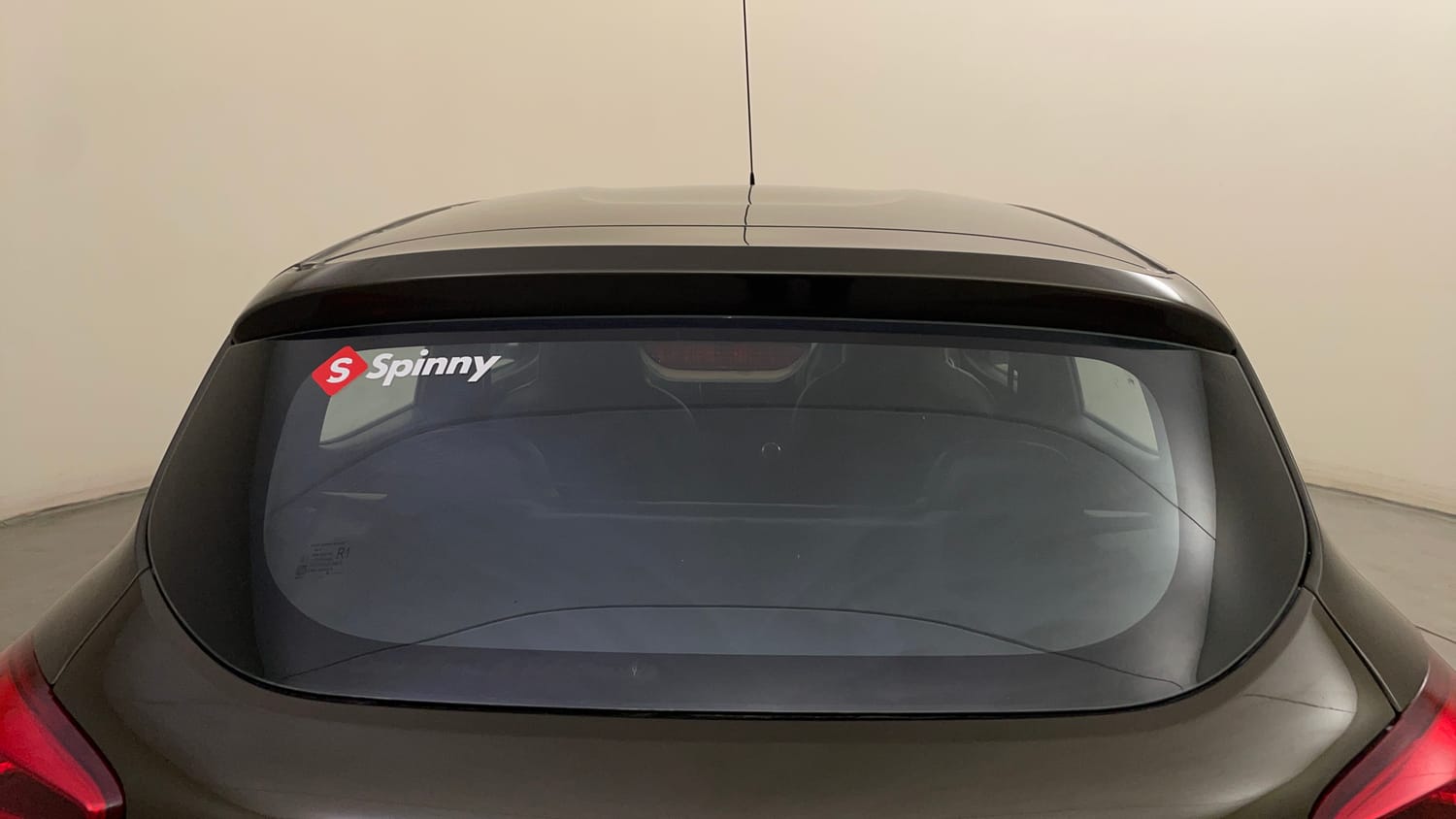 Used 2018 Renault Kwid 1.0 RXT AMT Petrol Automatic exterior BACK WINDSHIELD VIEW