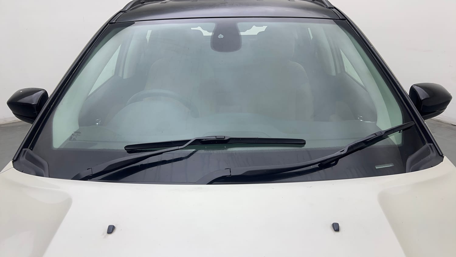 Used 2018 Jeep Compass Longitude (O) 2.0 Diesel Diesel Manual exterior FRONT WINDSHIELD VIEW