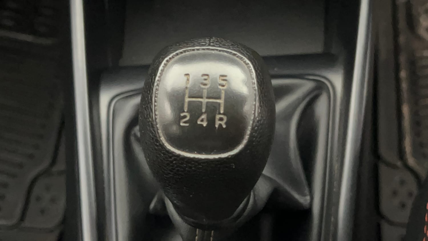 Used 2021 Hyundai i20 Sportz 1.2 MT Petrol Manual interior GEAR  KNOB VIEW
