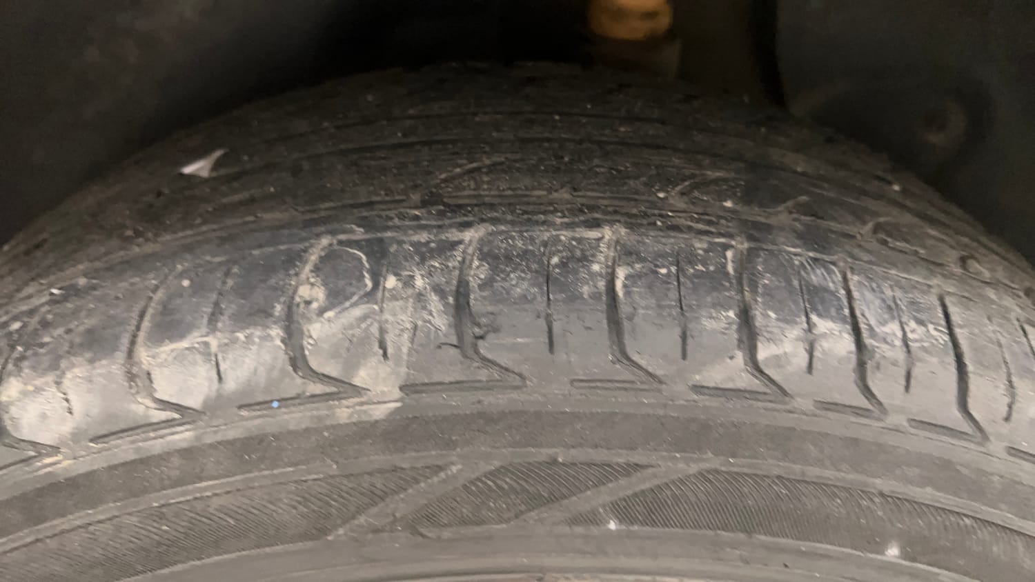Used 2016 Hyundai Creta 1.6 SX Plus AT Diesel Automatic tyres LEFT REAR TYRE TREAD VIEW