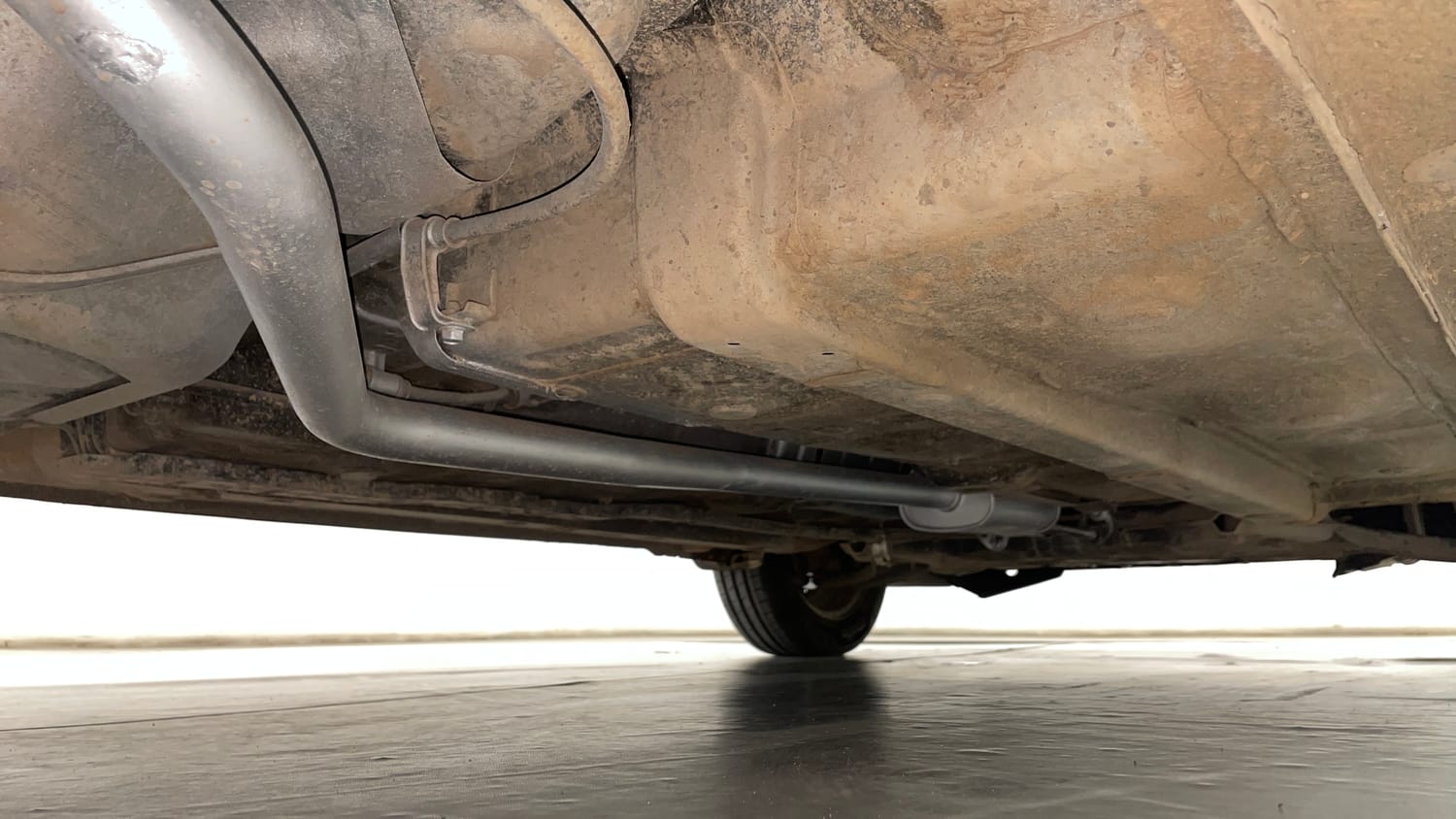 Used 2014 Hyundai Grand i10 Magna 1.2 Kappa VTVT Petrol Manual extra REAR RIGHT UNDERBODY VIEW