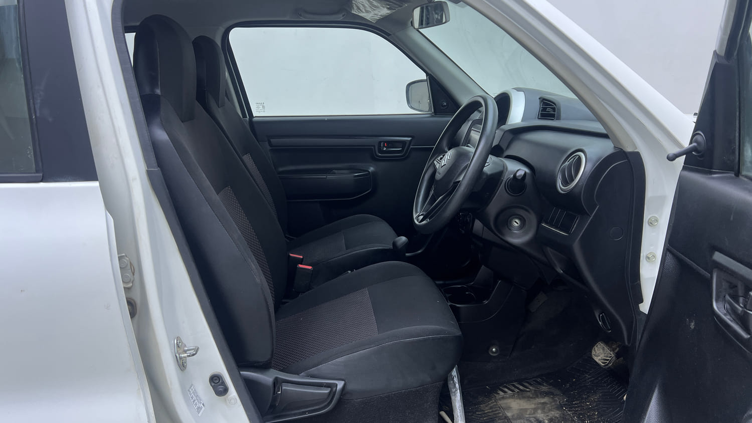 Used 2020 Maruti Suzuki S-Presso VXi Plus AMT Petrol Automatic interior RIGHT SIDE FRONT DOOR CABIN VIEW