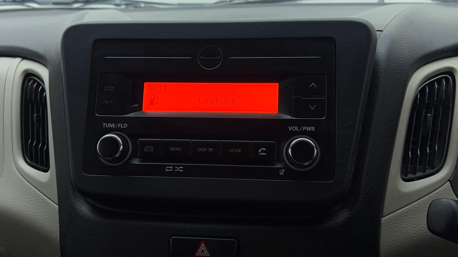 Used 2024 Maruti Suzuki Wagon R VXI 1.0 Petrol Manual top_features Integrated (in-dash) music system