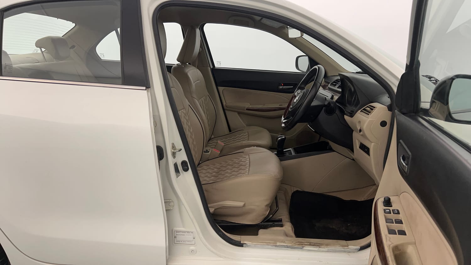Used 2018 Maruti Suzuki Dzire ZDi Plus AMT Diesel Automatic interior RIGHT SIDE FRONT DOOR CABIN VIEW