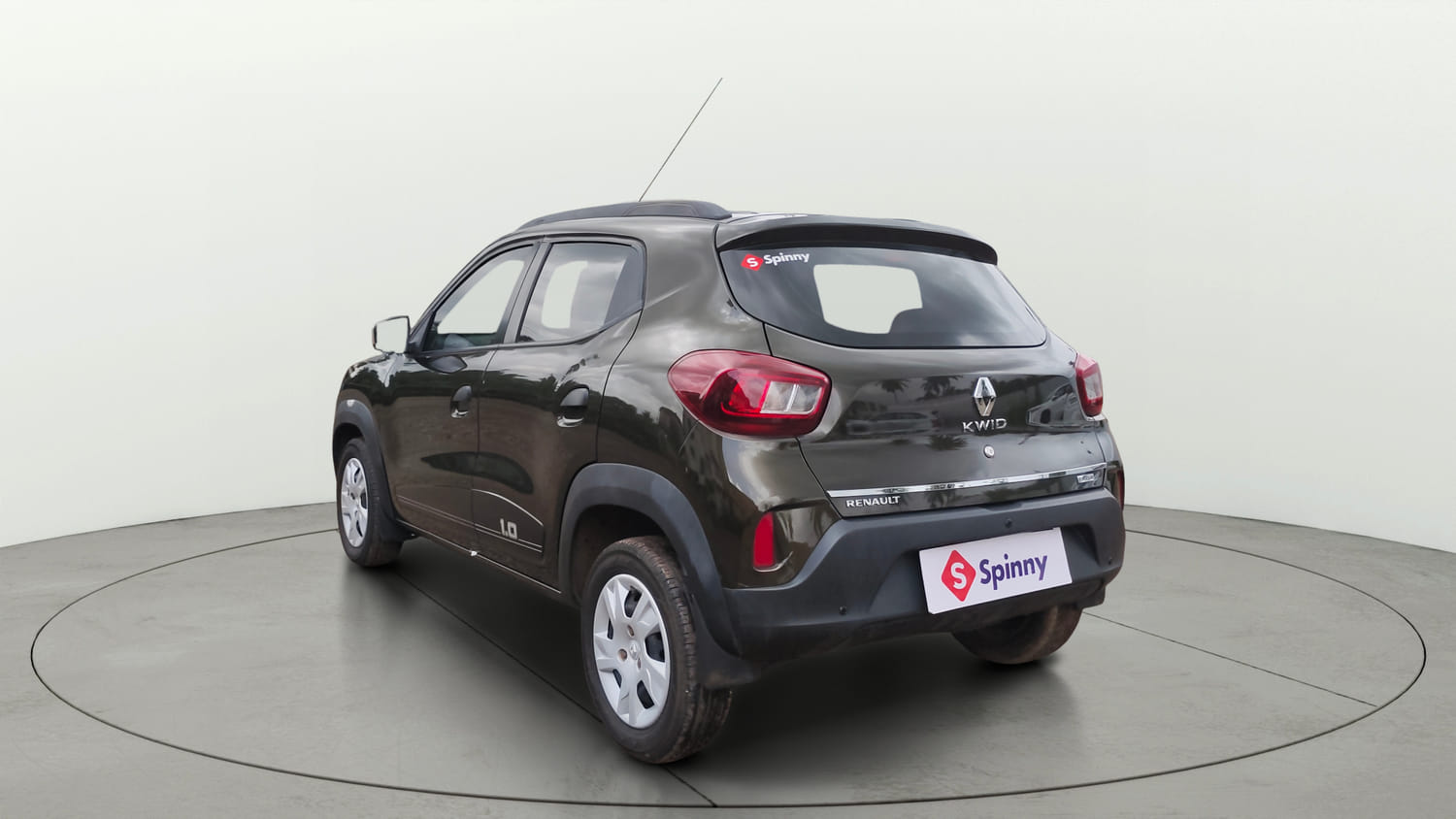 Used 2022 Renault Kwid RXT 1.0 AMT Petrol Automatic exterior LEFT REAR CORNER VIEW