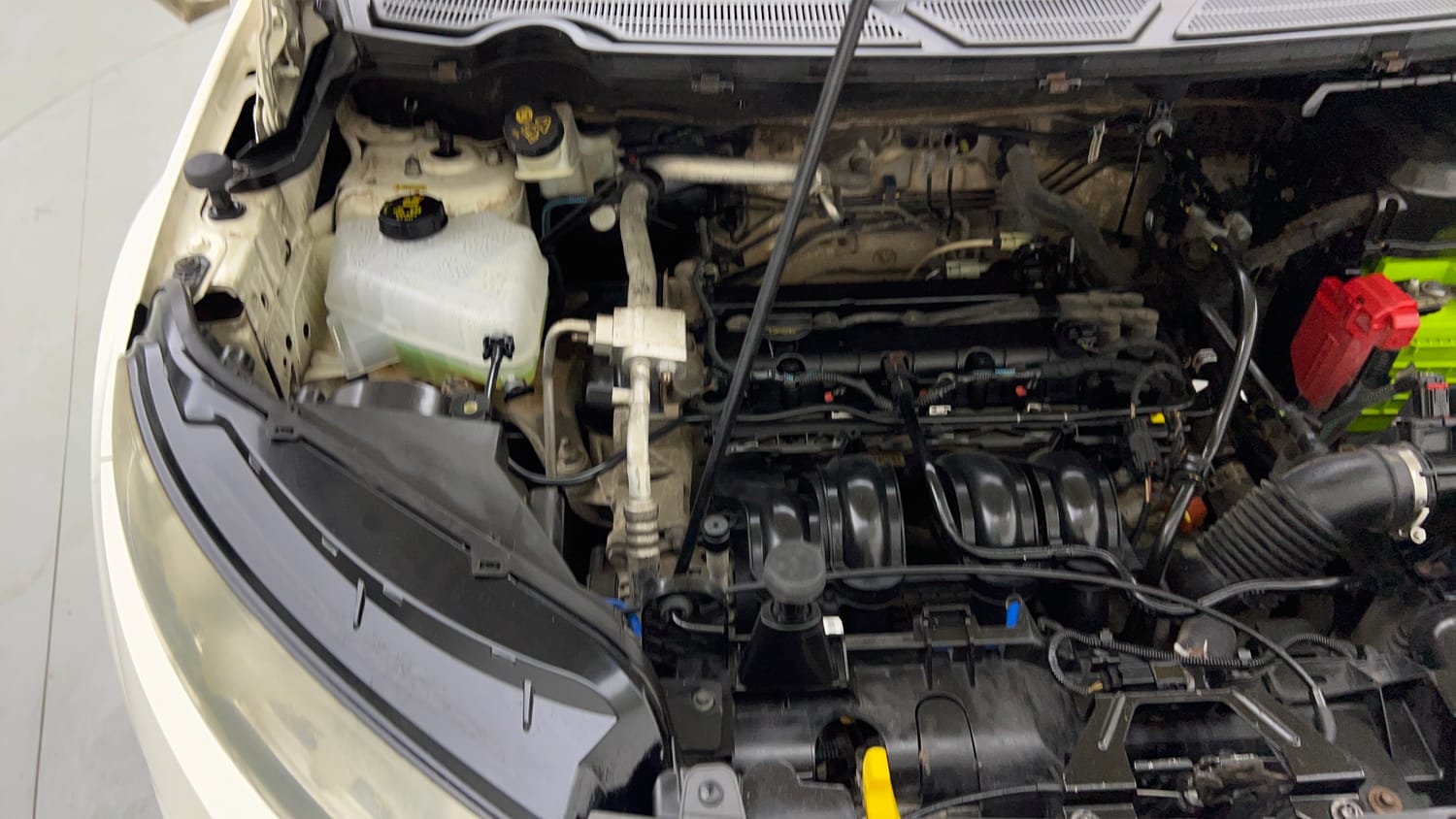 Used 2014 Ford EcoSport Titanium 1.5 Ti-VCT Petrol Manual engine ENGINE RIGHT SIDE VIEW