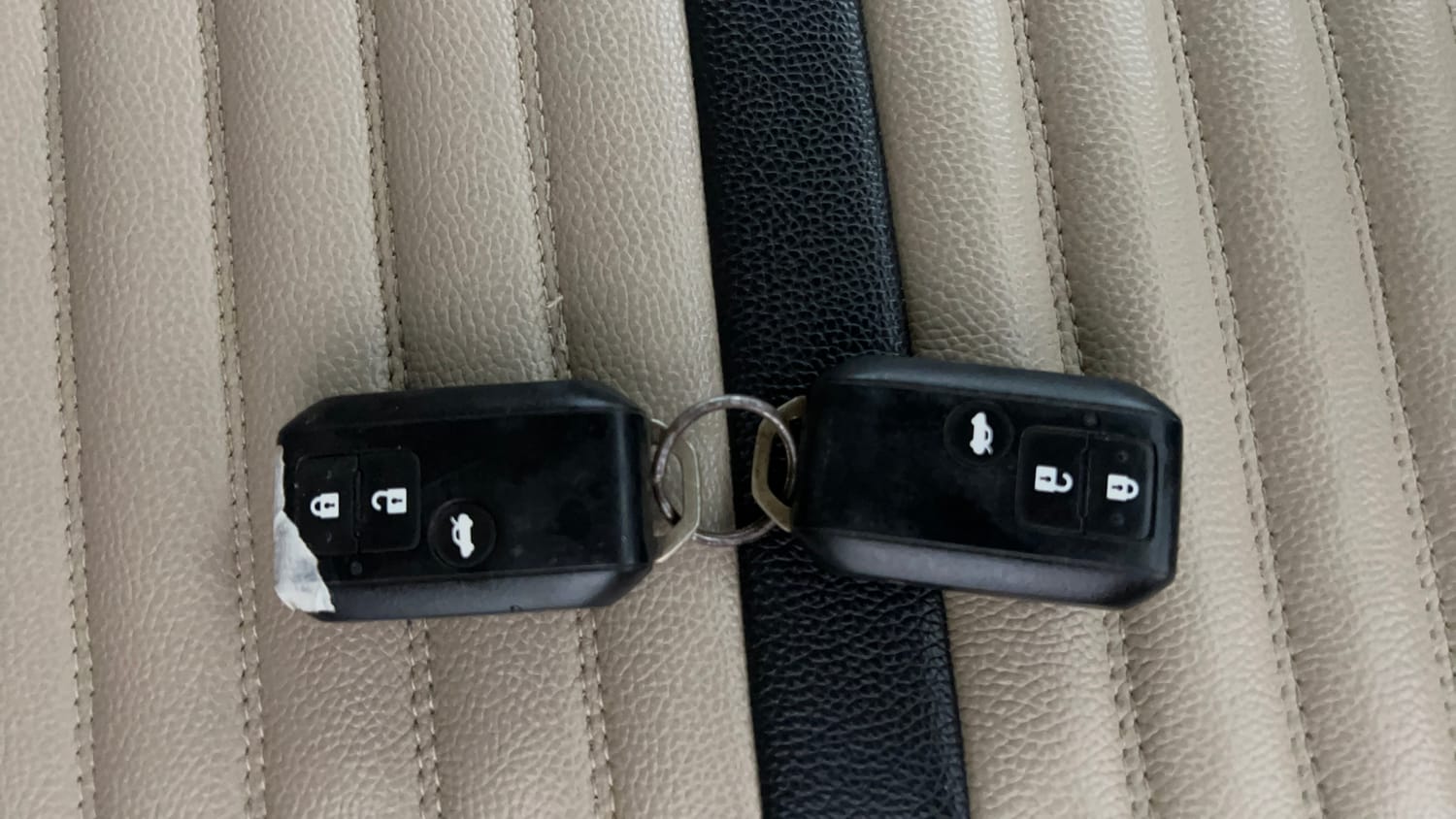 Used 2018 Maruti Suzuki Dzire ZXi Plus Petrol Manual extra CAR KEY VIEW