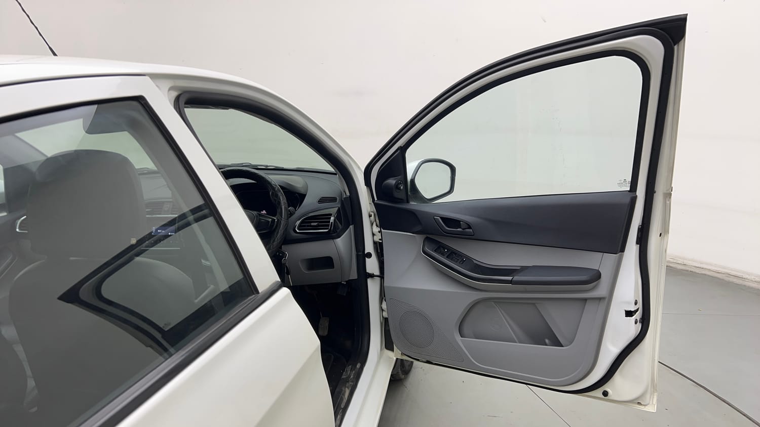 Used 2021 Tata Tiago XT CNG (Outside Fitted) Cng Manual interior RIGHT FRONT DOOR OPEN VIEW
