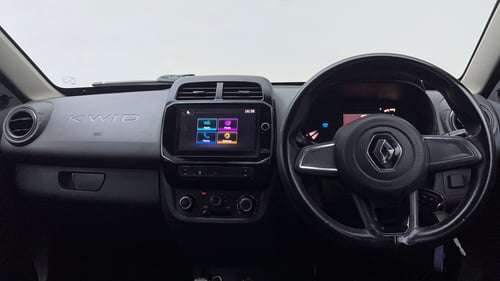 Used 2020 Renault Kwid RXT 1.0 Opt Petrol Manual interior DASHBOARD VIEW