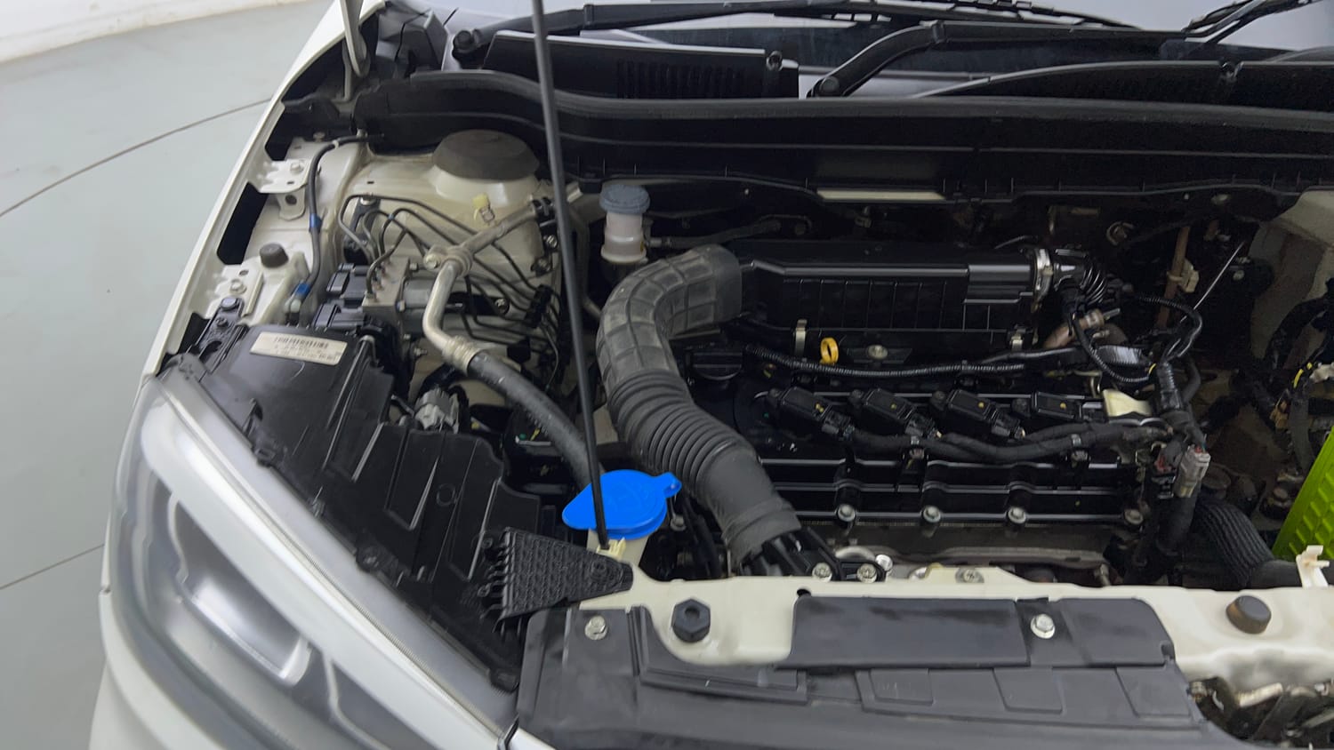 Used 2022 maruti-suzuki Vitara Brezza VXi Petrol Manual engine ENGINE RIGHT SIDE VIEW