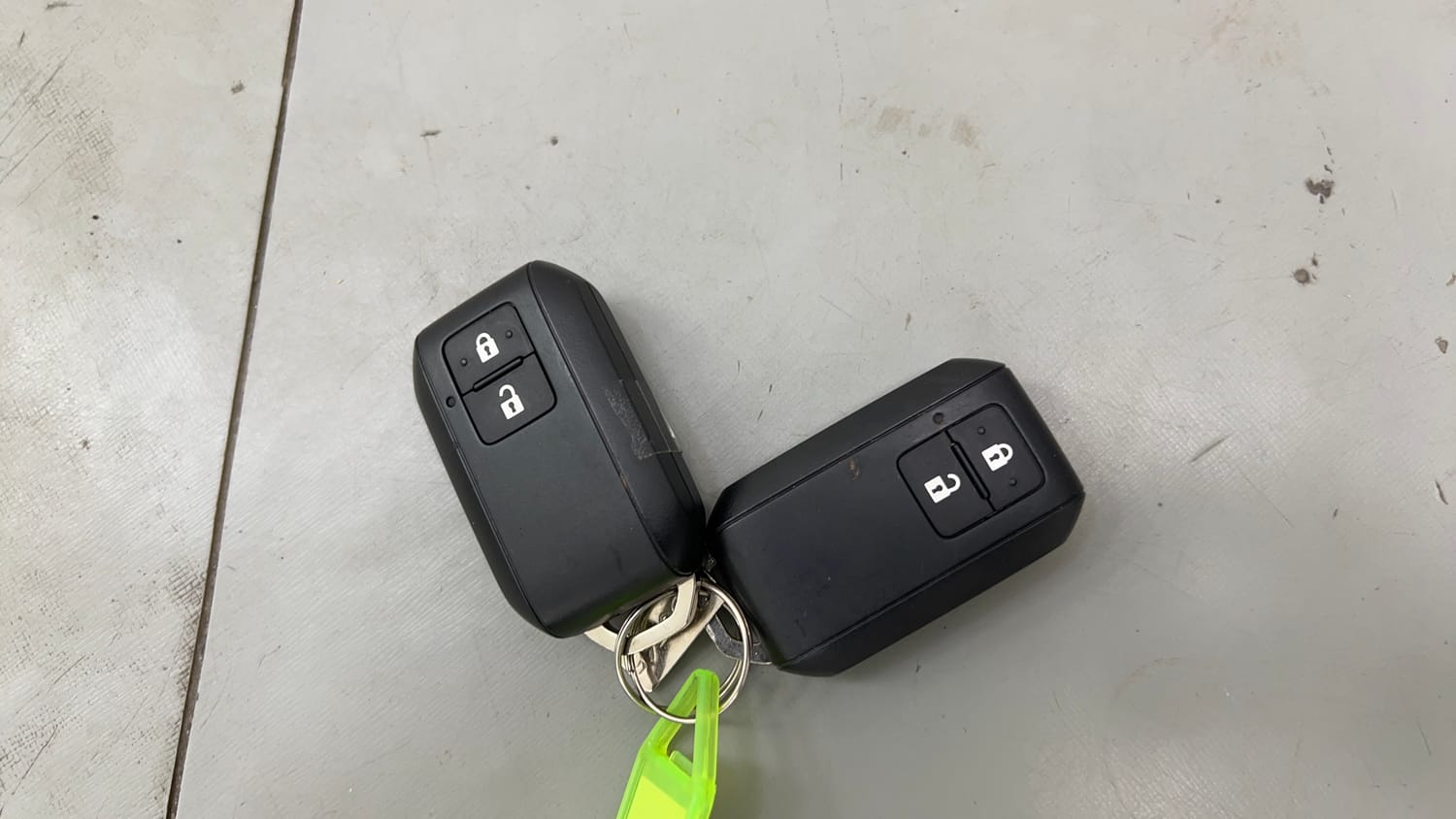 Used 2024 Maruti Suzuki Fronx Alpha 1.0L Turbo MT Petrol Manual extra CAR KEY VIEW