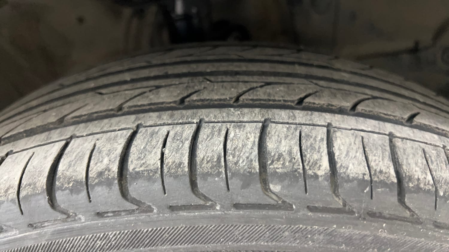 Used 2017 Honda Jazz V Petrol Petrol Manual tyres RIGHT FRONT TYRE TREAD VIEW