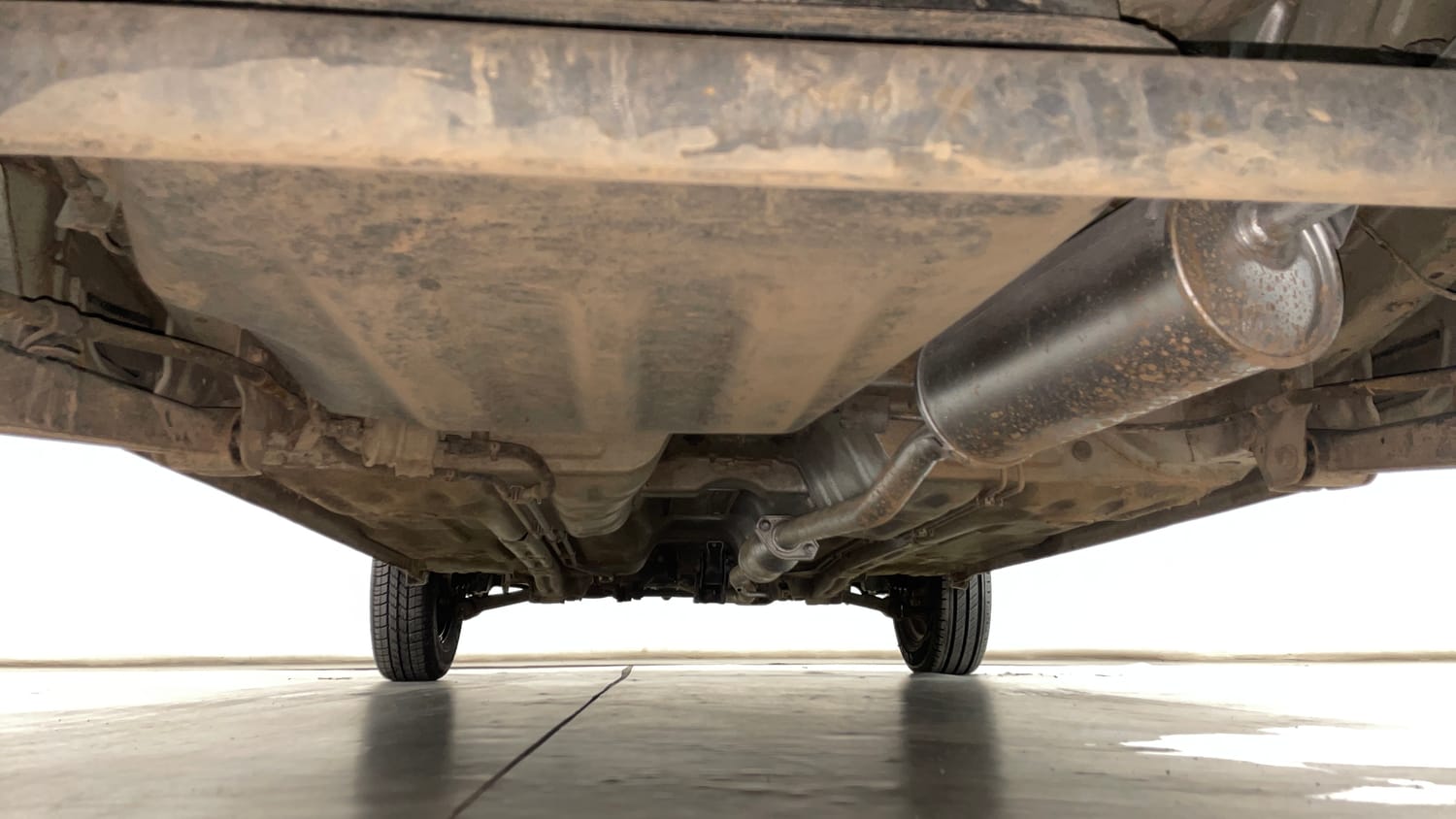 Used 2017 Maruti Suzuki Alto 800 LXi Petrol Manual extra REAR UNDERBODY VIEW (TAKEN FROM REAR)