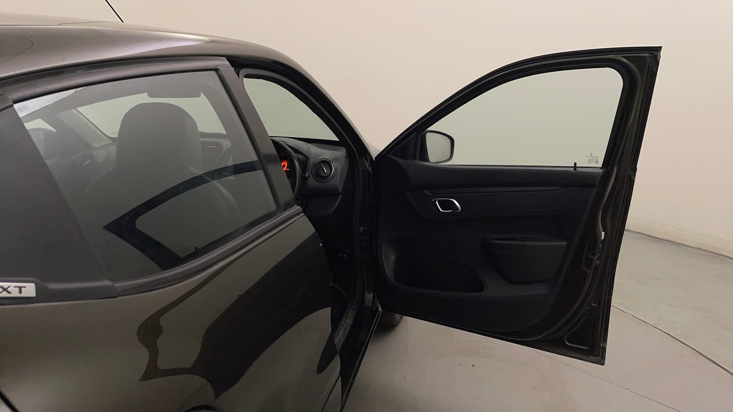 Used 2018 Renault Kwid 1.0 RXT AMT Petrol Automatic interior RIGHT FRONT DOOR OPEN VIEW