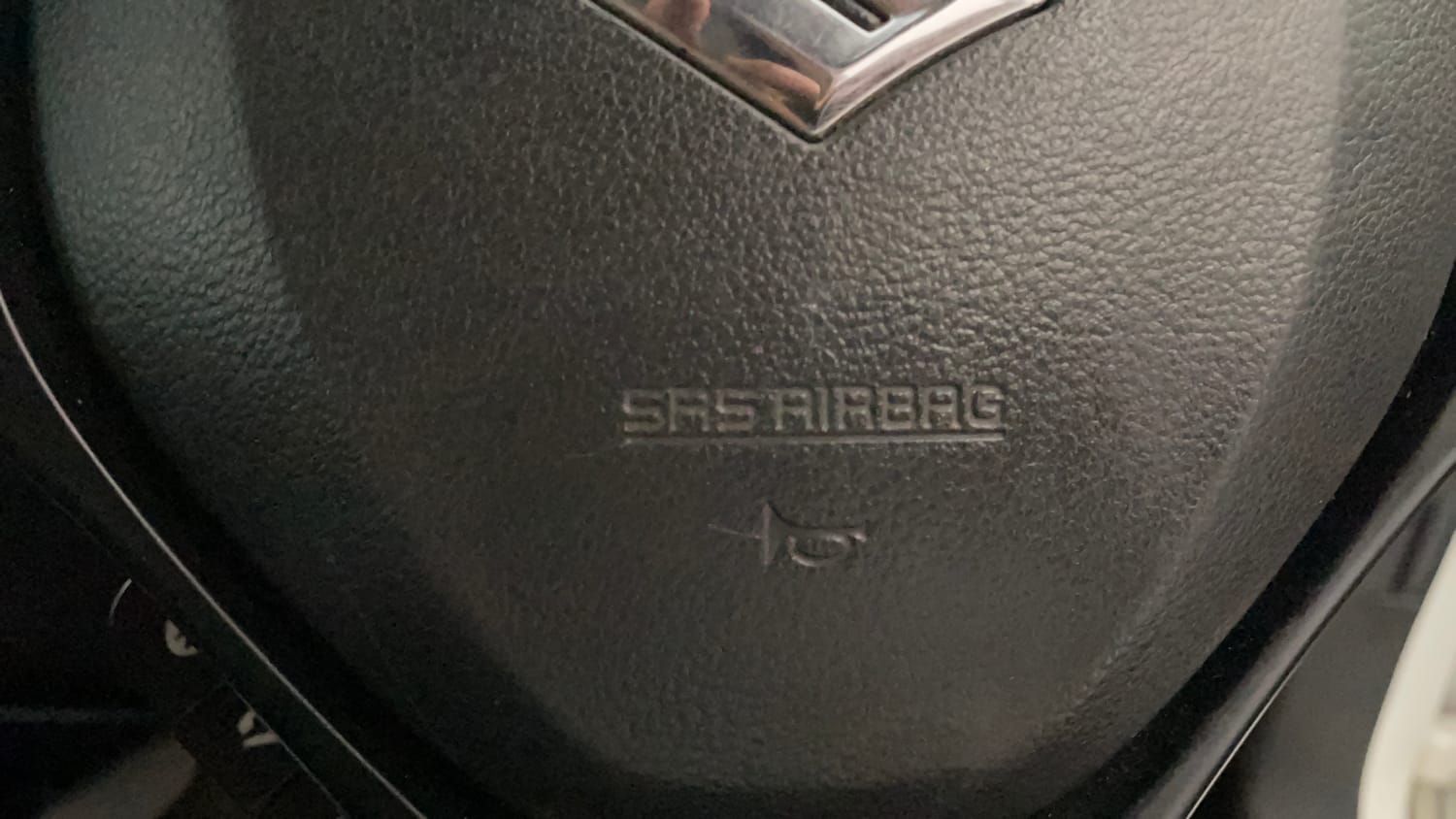 Used 2018 Maruti Suzuki Baleno Zeta 1.2 Petrol Manual top_features Airbags