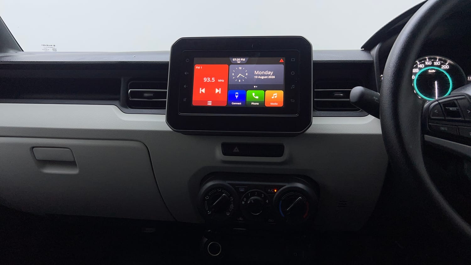 Used 2025 Maruti Suzuki Ignis Zeta 1.2 MT Petrol Manual interior MUSIC SYSTEM & AC CONTROL VIEW