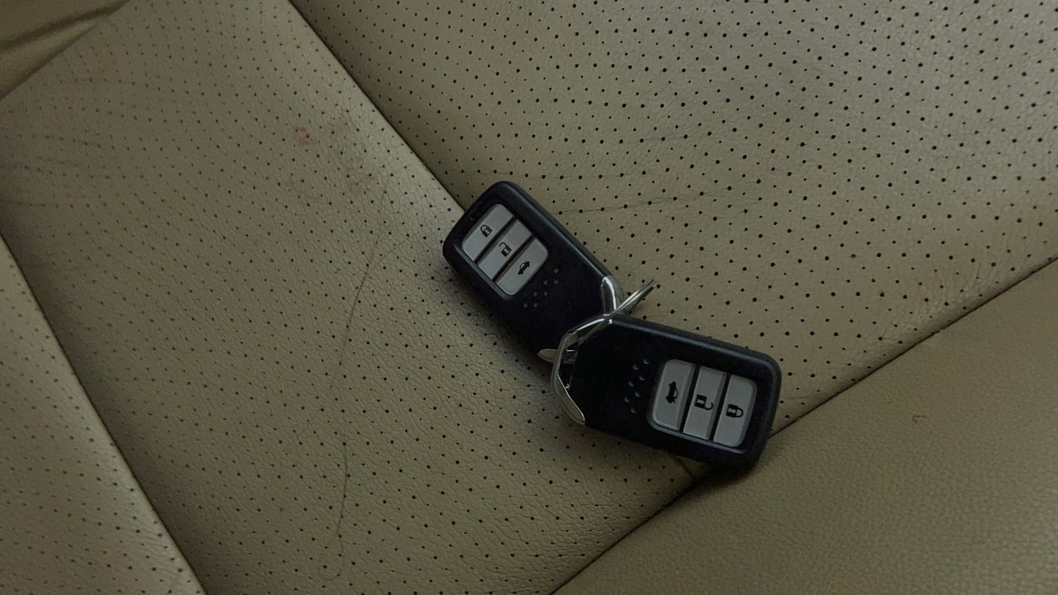 Used 2015 Honda City VX CVT Petrol Automatic extra CAR KEY VIEW