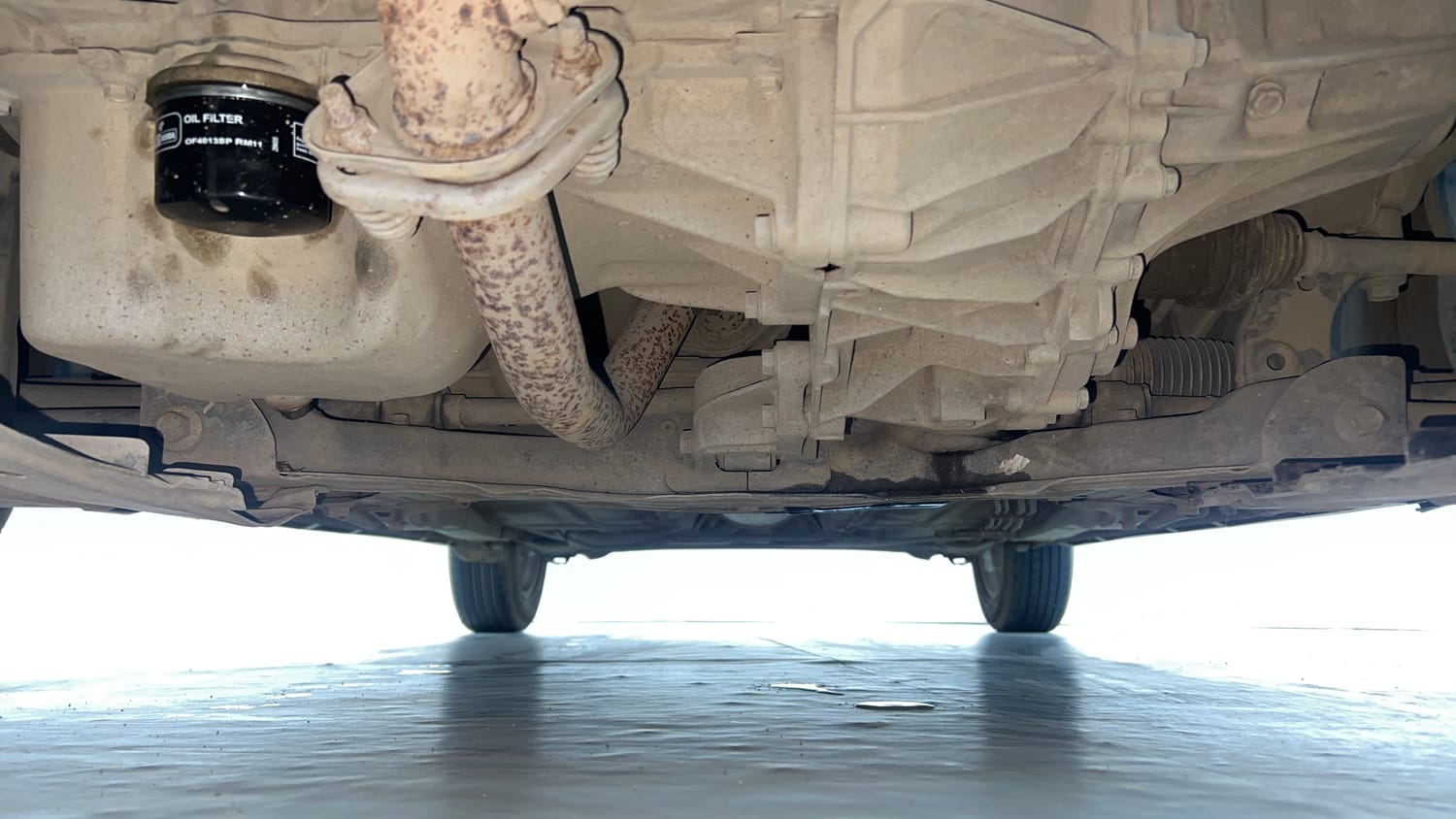 Used 2018 Maruti Suzuki Swift ZXi AMT Petrol Automatic extra FRONT LEFT UNDERBODY VIEW