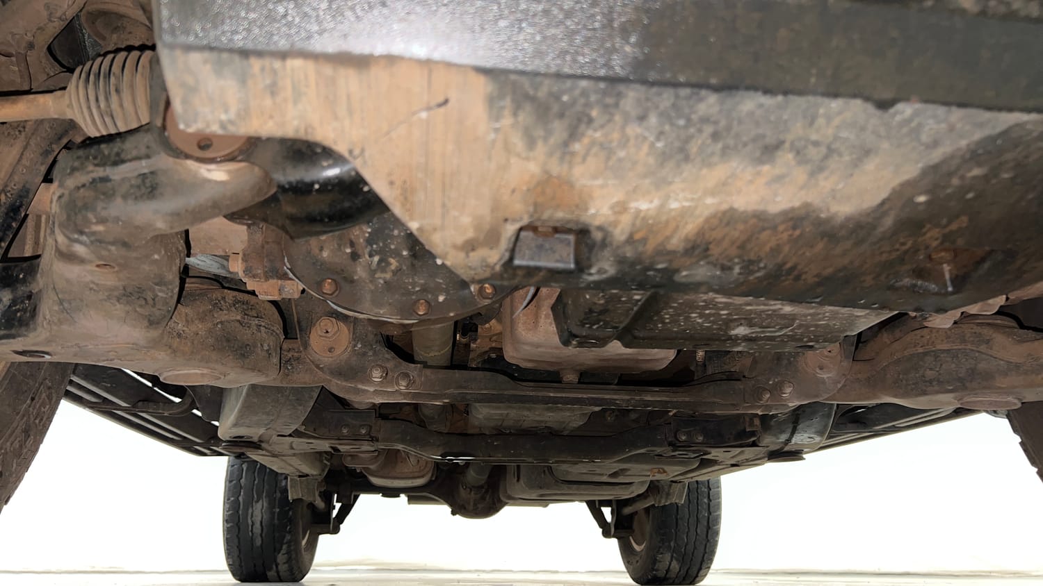 Used 2021 mahindra Thar LX Hard Top Petrol AT 4WD Petrol Automatic extra FRONT LEFT UNDERBODY VIEW