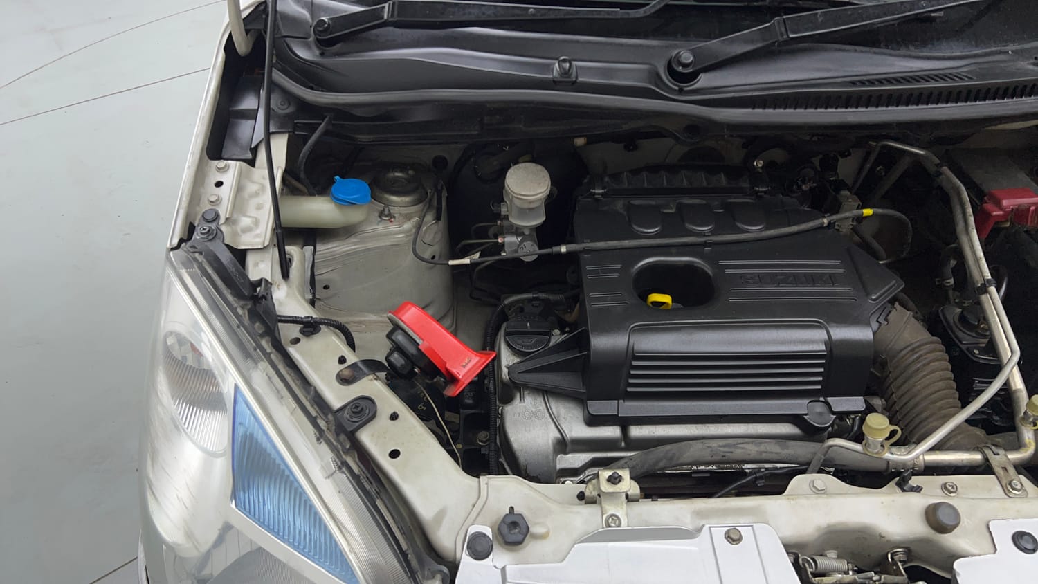 Used 2015 Maruti Suzuki Wagon R LXI Petrol Manual engine ENGINE RIGHT SIDE VIEW