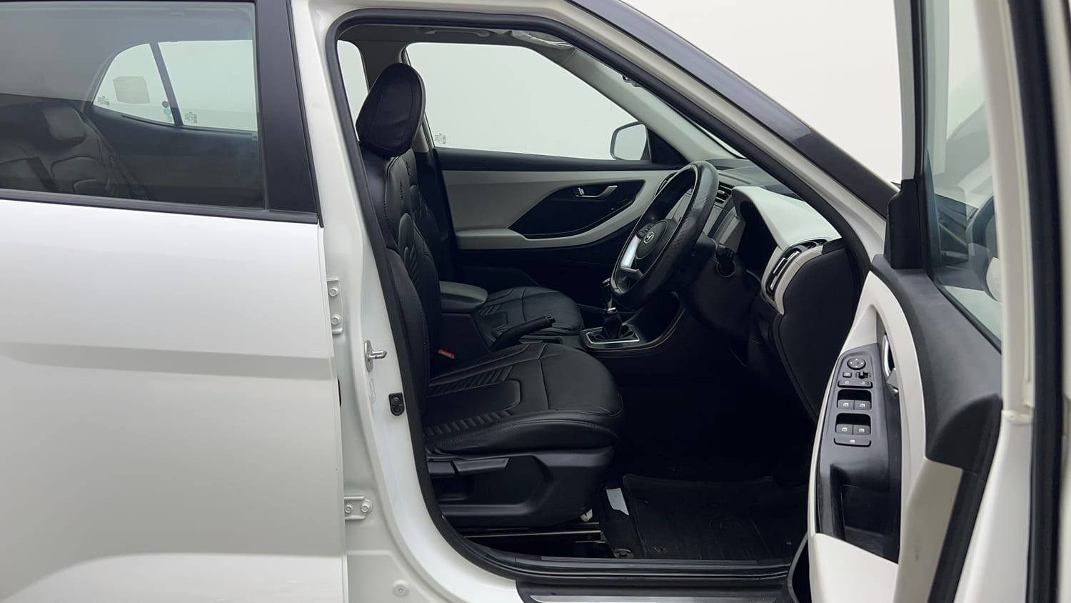 Used 2022 Hyundai Creta SX 1.5 Petrol Petrol Manual interior RIGHT SIDE FRONT DOOR CABIN VIEW