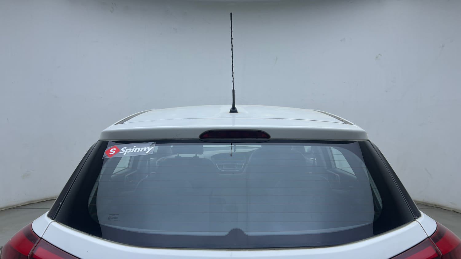Used 2017 Hyundai Elite i20 Sportz 1.2 Petrol Manual exterior BACK WINDSHIELD VIEW