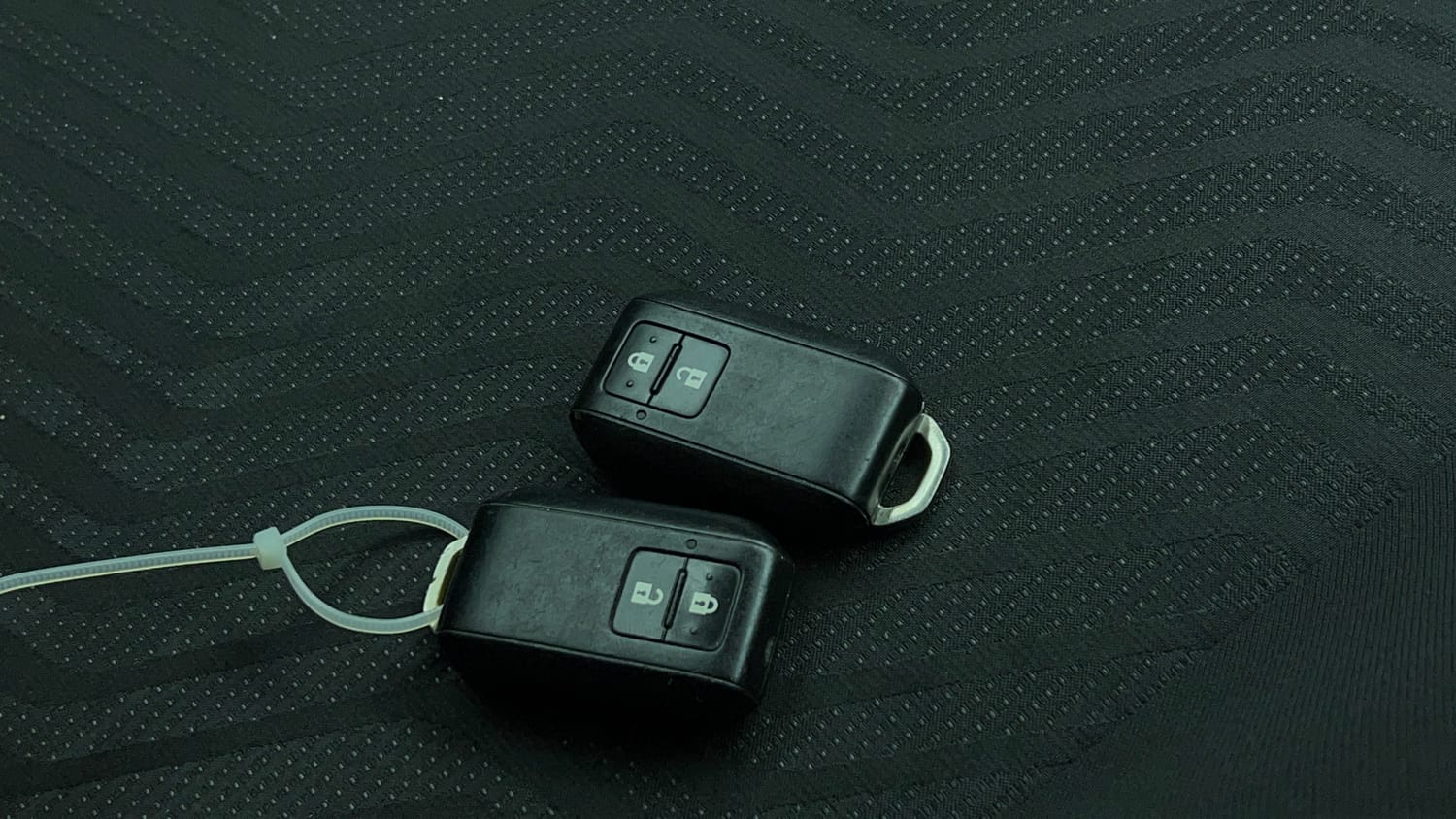 Used 2018 Maruti Suzuki Swift ZXi AMT Petrol Automatic extra CAR KEY VIEW