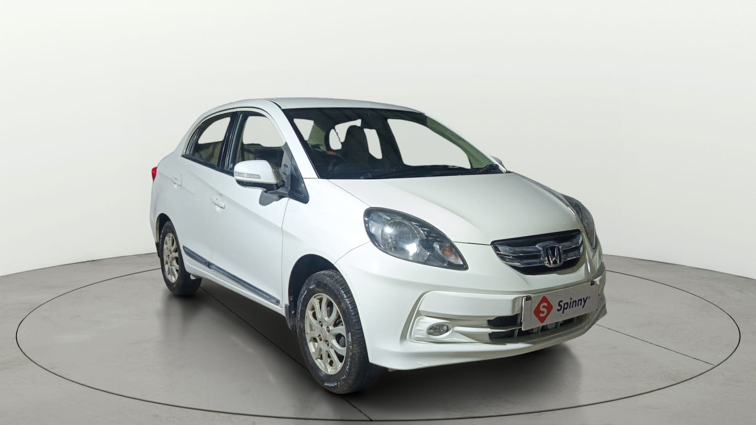Used 2013 Honda Amaze 1.2 VX AT i-VTEC Petrol Automatic exterior RIGHT FRONT CORNER VIEW