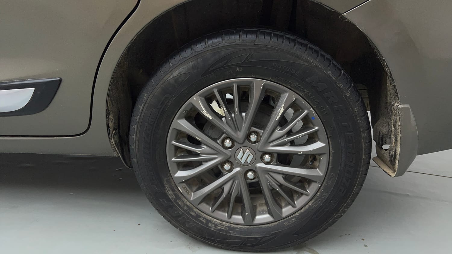 Used 2019 Maruti Suzuki New Ertiga ZXi Plus Petrol Manual tyres LEFT REAR TYRE RIM VIEW