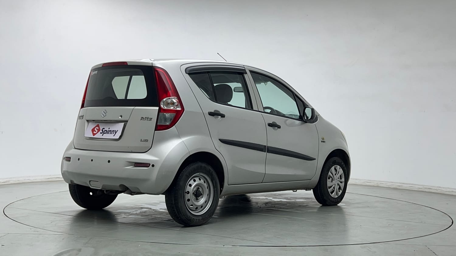 Used 2015 Maruti Suzuki Ritz Lxi BS-IV Petrol Manual exterior RIGHT REAR CORNER VIEW