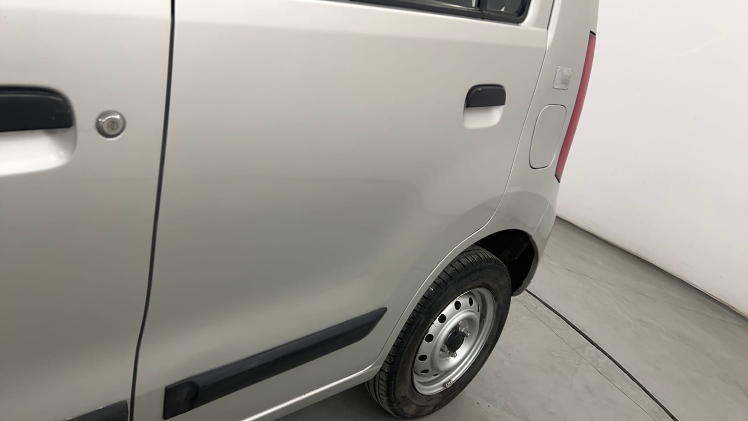 Used 2012 Maruti Suzuki Wagon R 1.0 LXi CNG Cng Manual dents MINOR DENT