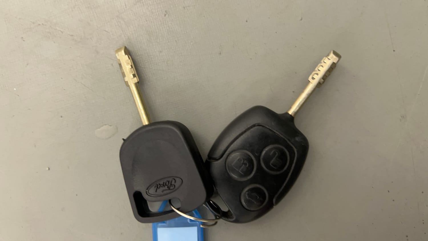 Used 2012 Ford Figo Duratec Petrol ZXI 1.2 Petrol Manual extra CAR KEY VIEW