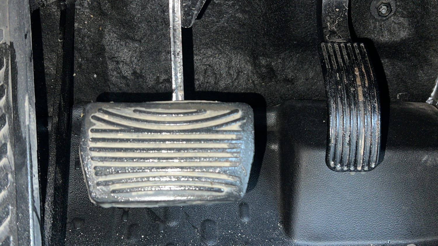 Used 2021 mahindra Thar LX Hard Top Petrol AT 4WD Petrol Automatic interior PEDALS VIEW