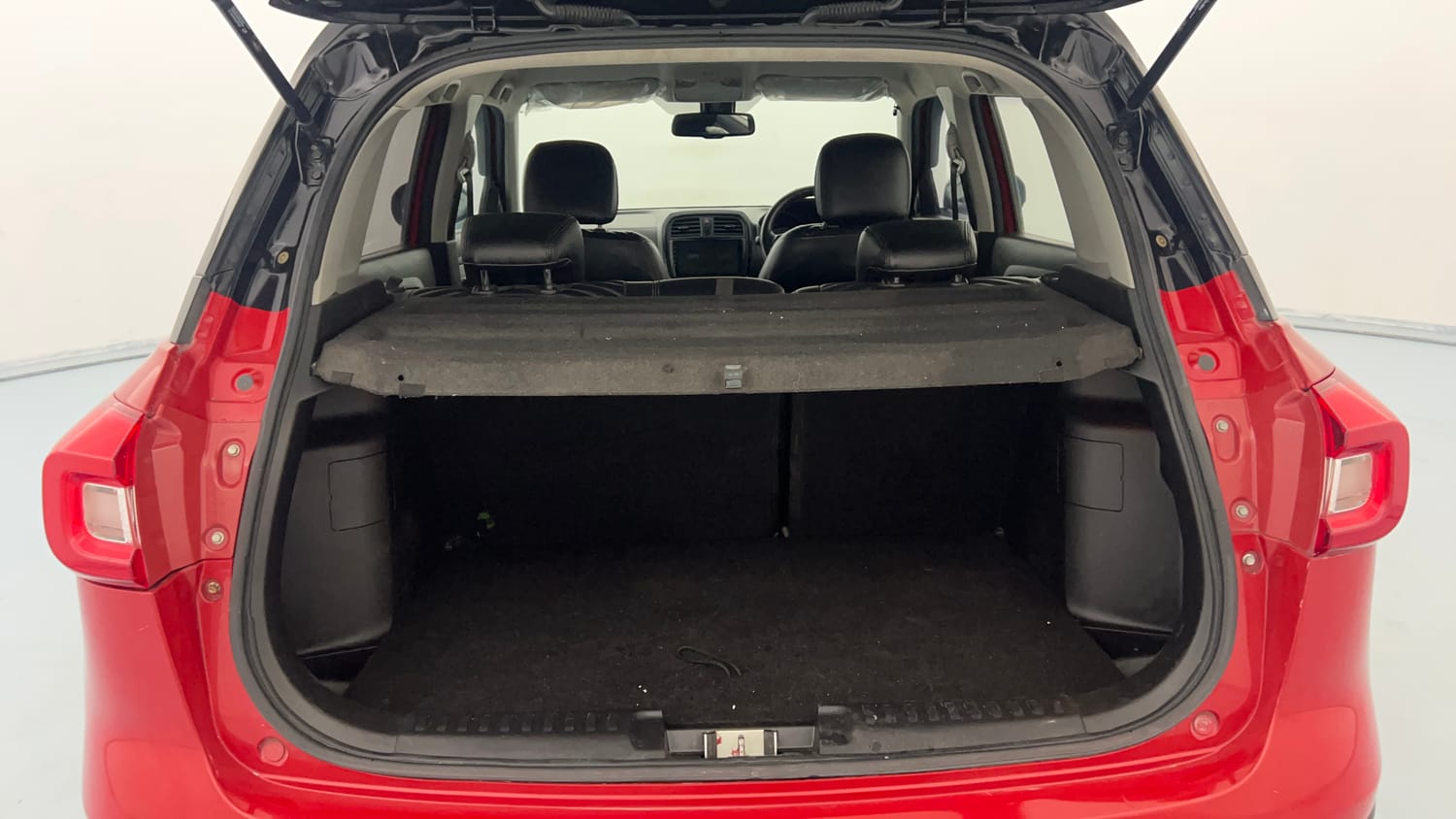 Used 2022 Maruti Suzuki Vitara Brezza [2020-2022] ZXI Plus Dual Tone Petrol Manual interior DICKY INSIDE VIEW
