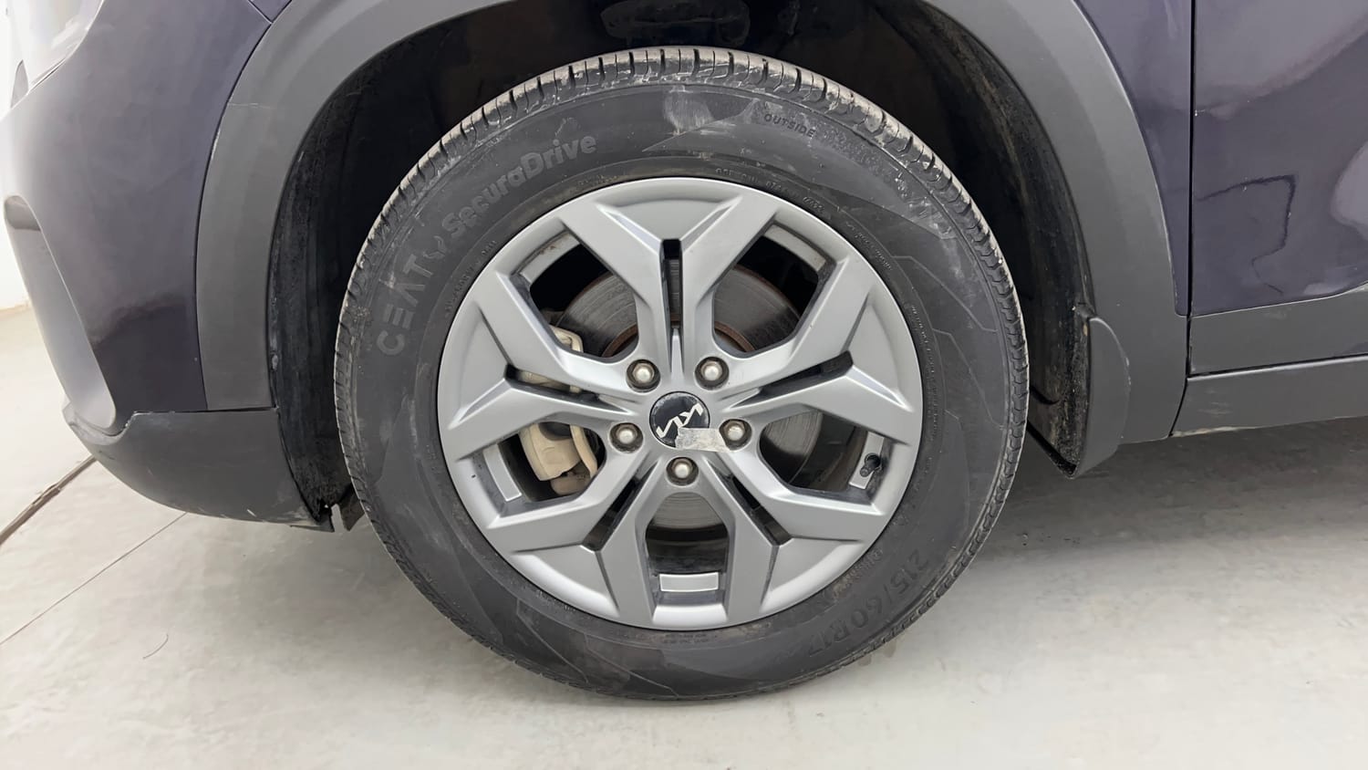 Used 2023 Kia Seltos HTX 1.5 Petrol Manual tyres LEFT FRONT TYRE RIM VIEW