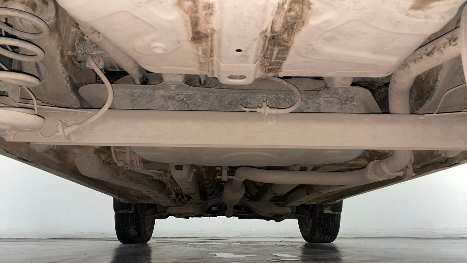Used 2022 Tata Nexon XZ Plus (O) Dark Edition Petrol Manual extra REAR UNDERBODY VIEW (TAKEN FROM REAR)