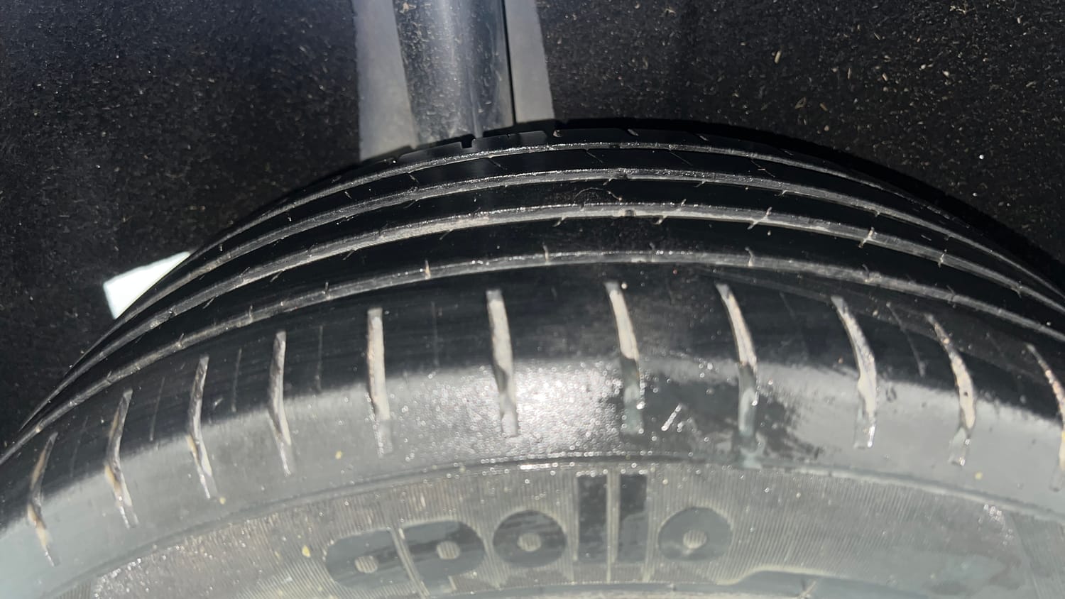 Used 2021 Maruti Suzuki Baleno Zeta Petrol Manual tyres RIGHT REAR TYRE TREAD VIEW