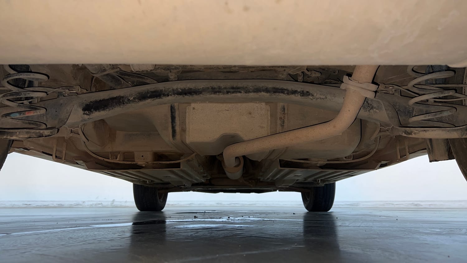 Used 2022 maruti-suzuki Vitara Brezza VXi Petrol Manual extra REAR UNDERBODY VIEW (TAKEN FROM REAR)