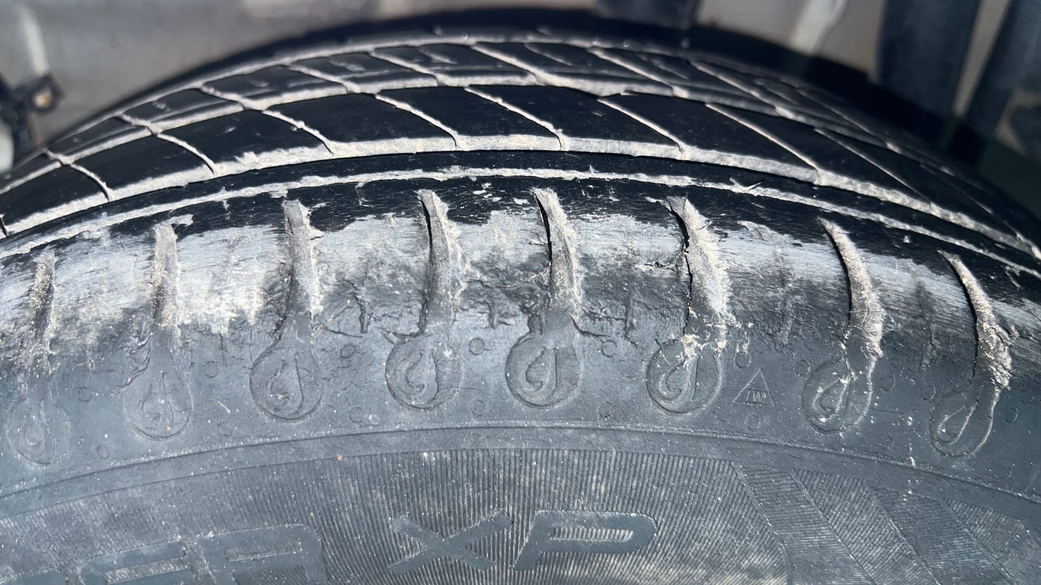 Used 2021 Tata Tiago XT CNG (Outside Fitted) Cng Manual tyres LEFT REAR TYRE TREAD VIEW