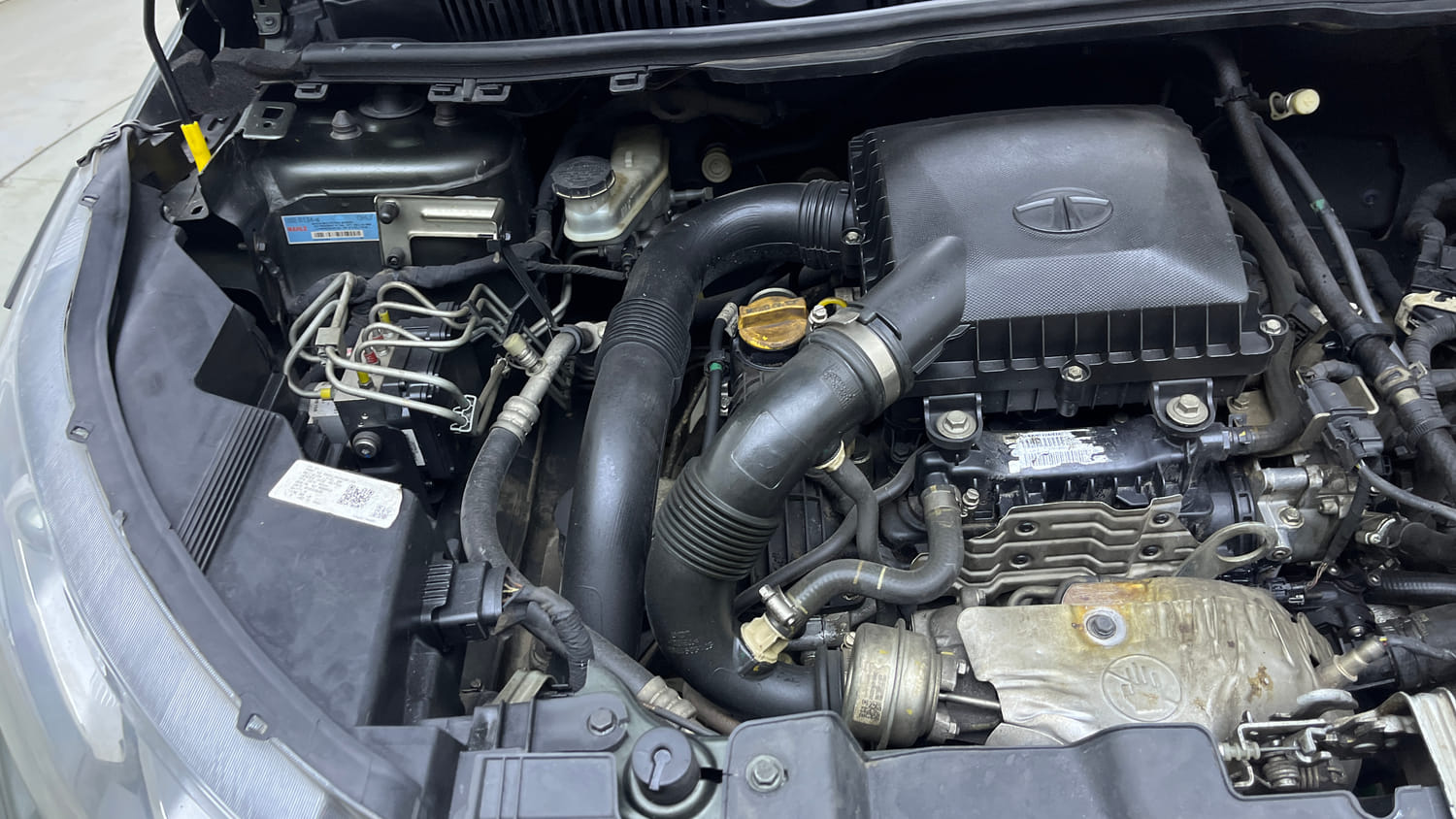 Used 2020 Tata Nexon XZA Plus Petrol Automatic engine ENGINE RIGHT SIDE VIEW