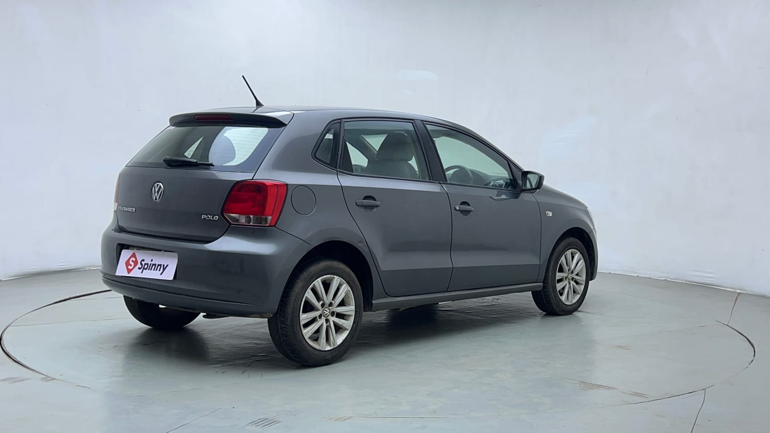 Used 2013 Volkswagen Polo Highline1.2L (P) Petrol Manual exterior RIGHT REAR CORNER VIEW