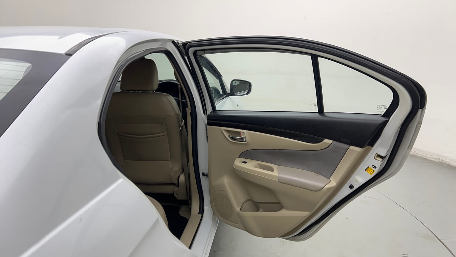 Used 2015 Maruti Suzuki Ciaz ZXI+ Petrol Manual interior RIGHT REAR DOOR OPEN VIEW