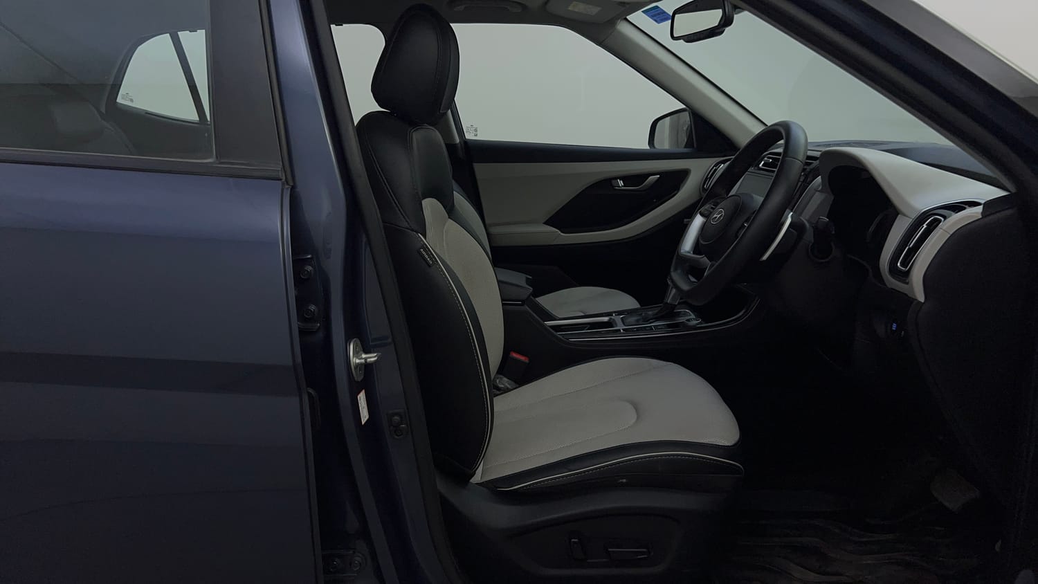 Used 2022 Hyundai Creta SX (O) 1.5 Petrol IVT Petrol Automatic interior RIGHT SIDE FRONT DOOR CABIN VIEW